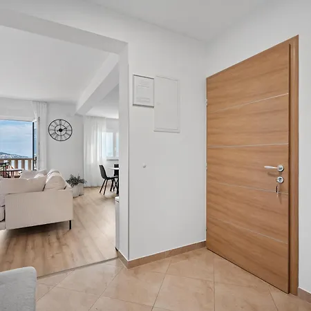Bakota Apartment