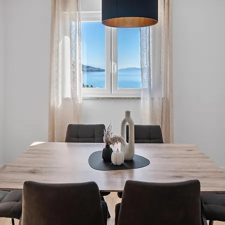 Bakota Omis